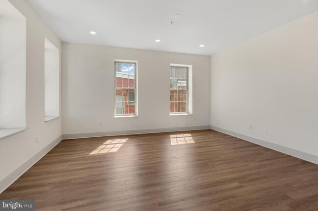 Building Photo - 1618 Mifflin St