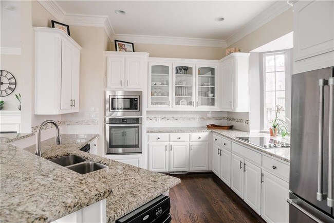 Building Photo - 4218 Gilbert Ave