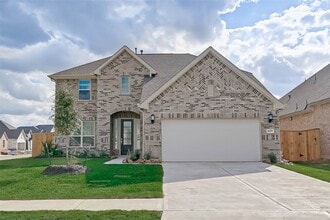 Building Photo - 4936 Sierra Ridge Dr