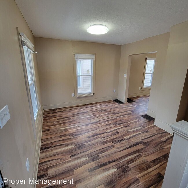 Building Photo - 2 br, 1 bath House - 525 Smith St