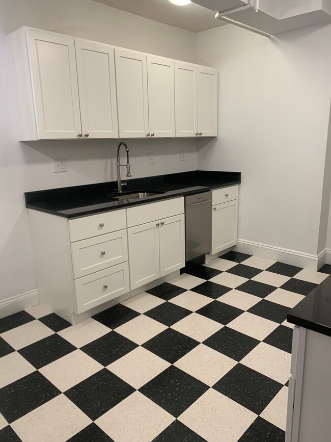 Building Photo - 122 Brainerd Rd #1 Boston MA 02134