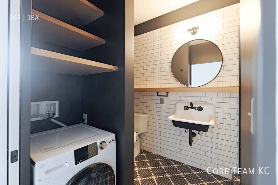 Foto principal - 310 E 39th St