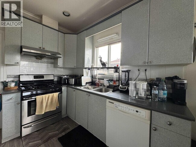 Photo du bâtiment - 1478 E 57th Ave