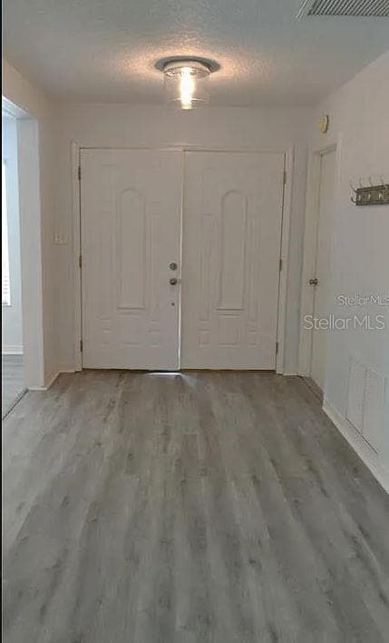 Foto del edificio - 345 Gilbert Rd