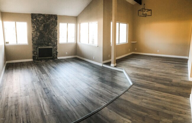Building Photo - 1202 Cambria Ct