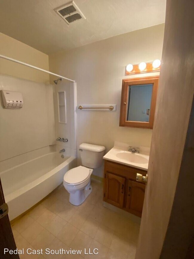 Foto del edificio - 4221 SE 13th St