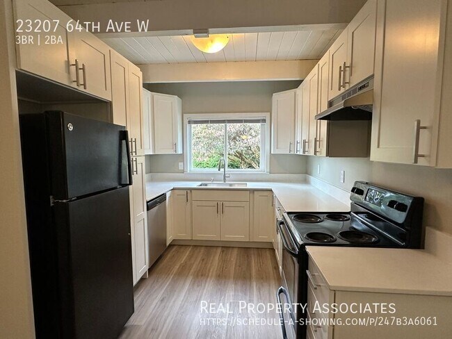 Foto del edificio - 23207 64th Ave W
