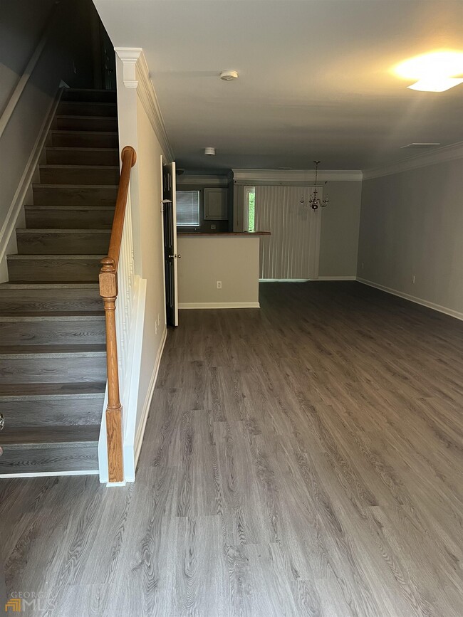 Building Photo - 1744 Devon Dr