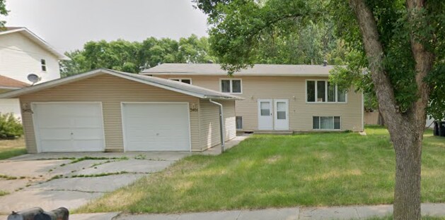 Primary Photo - 3401 2nd St N