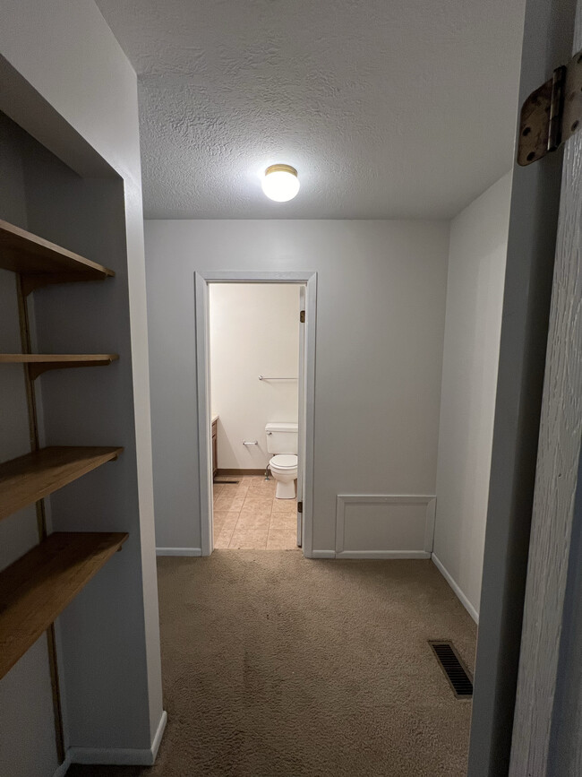 Dormitorio 1 - 1819-1821 Lakeside Ave NW