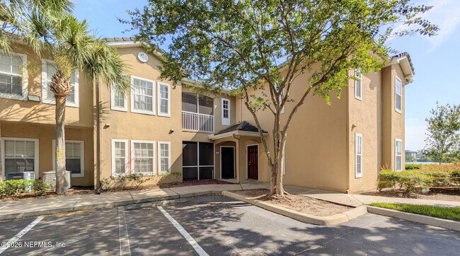 Foto del edificio - 10075 Gate Pkwy N