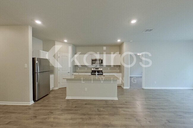 Foto del edificio - 124 Yardley Ct