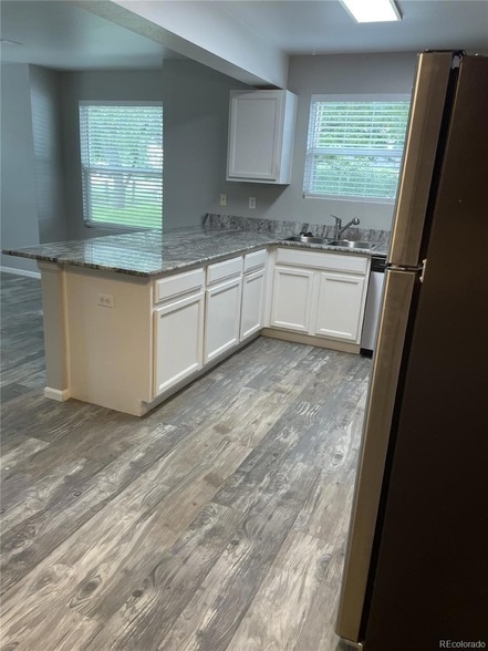 Photo - 32 N Harlan St Townhome