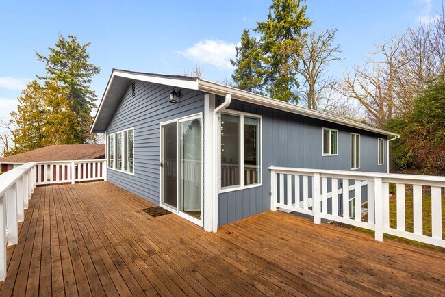 Foto del edificio - 1014 Crest Pl