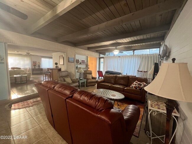 Building Photo - 120 Ocean Grove Dr