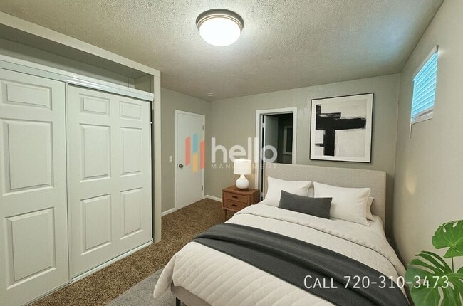 Building Photo - 1372 Zephyr St