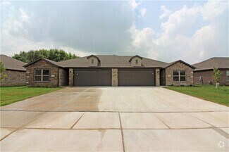 Building Photo - 1511 Purple Finch St