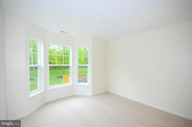 Building Photo - 3527 Piney Woods Pl