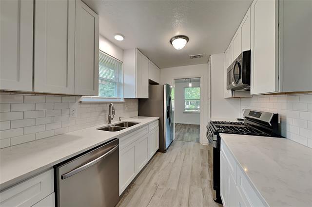 Building Photo - 7624 Oak Garden Trail