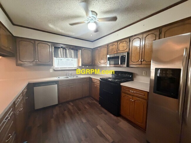 Foto del edificio - Remodeled 3 Bedroom Home