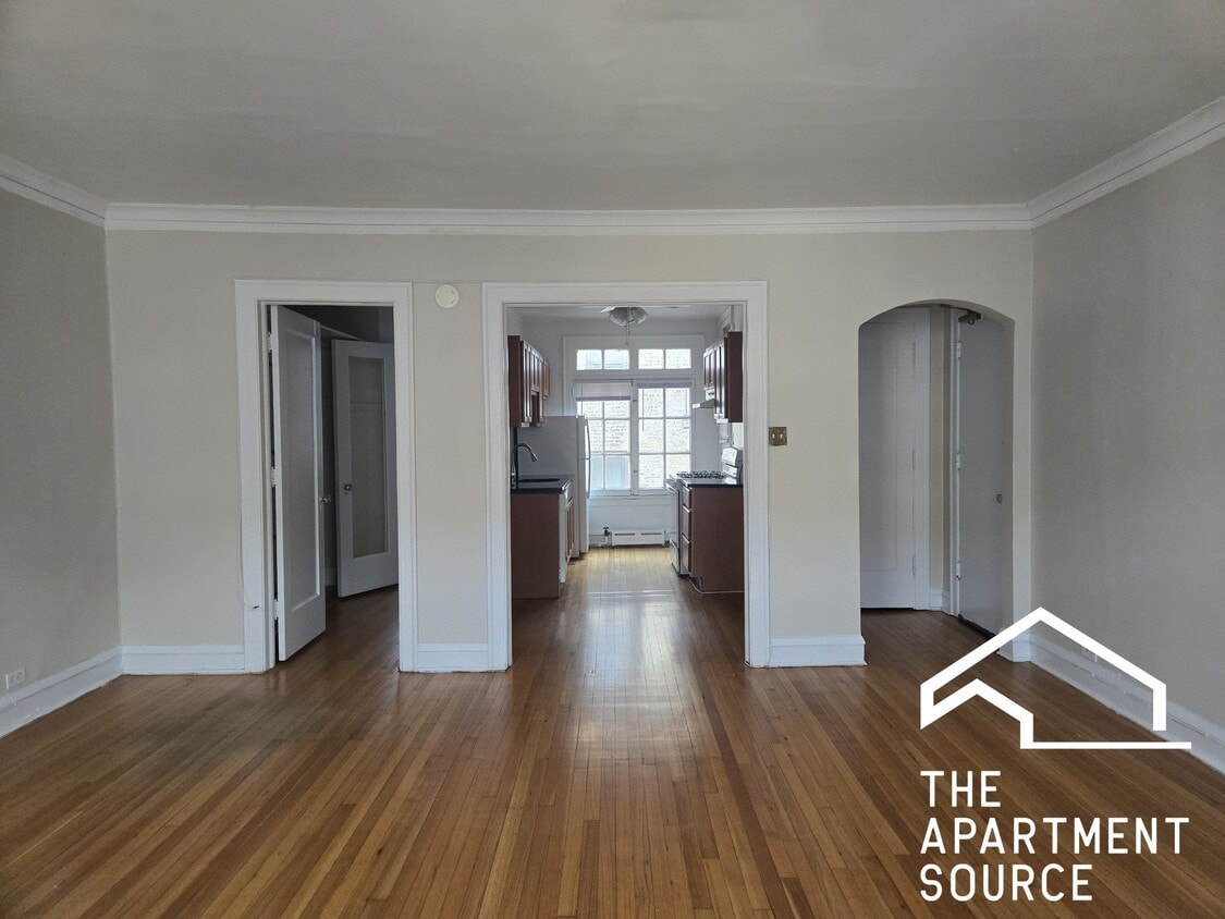 Photo - 907 Elmwood Ave (Evanston, IL)