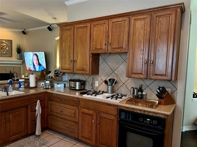 Foto del edificio - 5009 Lake Crest Dr