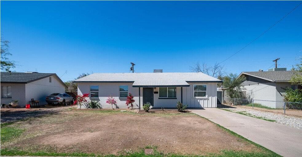 Foto principal - 5638 N 61st Ln