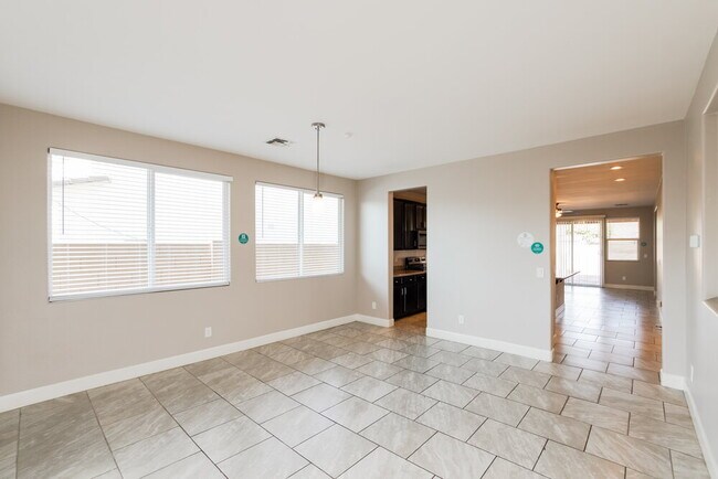 Foto del edificio - 1720 S 104th Ln