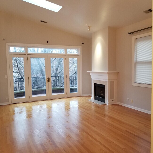 Foto del edificio - 2620 N Wayne Ave
