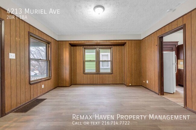Building Photo - 4213 Muriel (Down), Old Brooklyn - 2 bed 1...