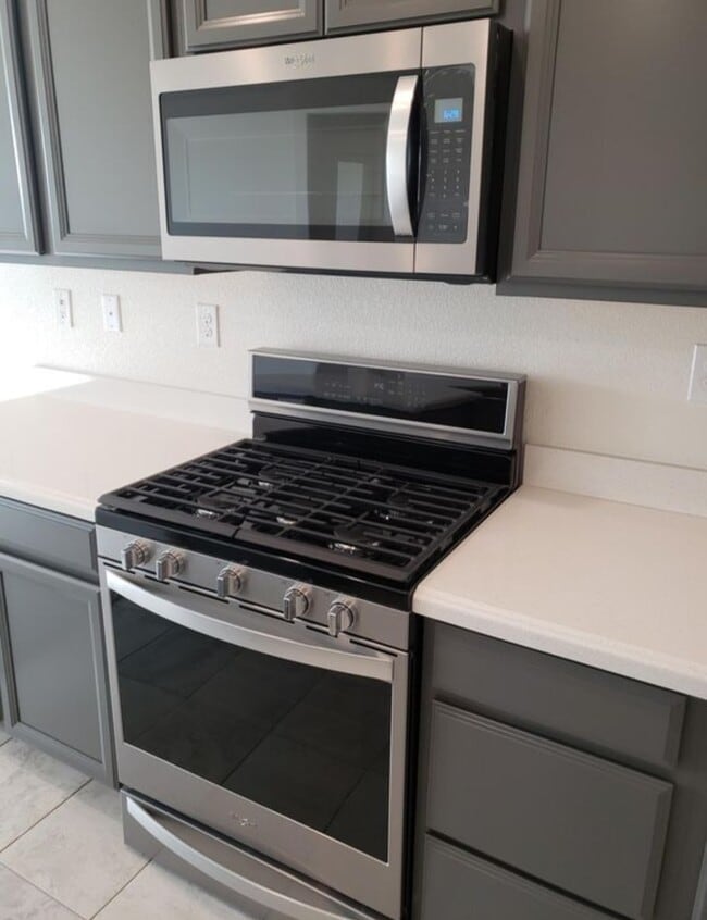 Building Photo - 3005 Lennon Way