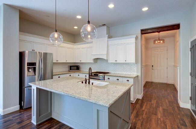Building Photo - 21230 Tramonto Ln