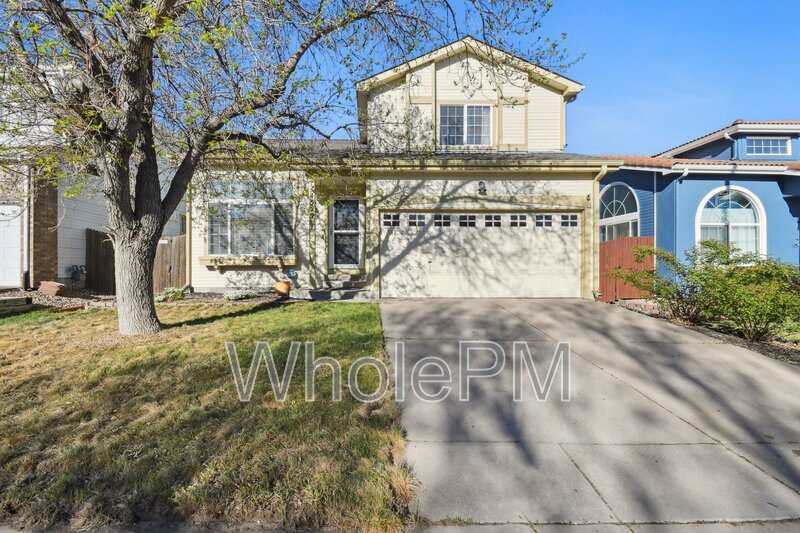 Foto principal - 4529 Gibraltar St