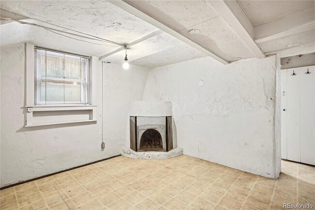 Photo - 840 Emerson St Apartment