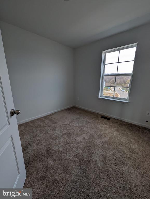 Foto del edificio - 241 Hillsdale Pl