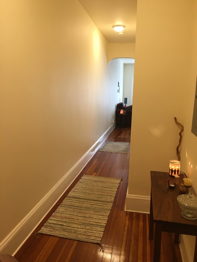 Foto del edificio - 1463 Beacon St