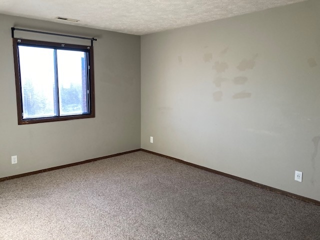 Foto del edificio - 643 Kennedy Dr