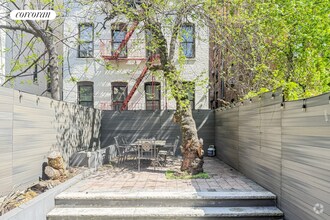 Building Photo - 557 W 159th St