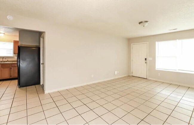 Foto del edificio - 2833 Kensington Ave