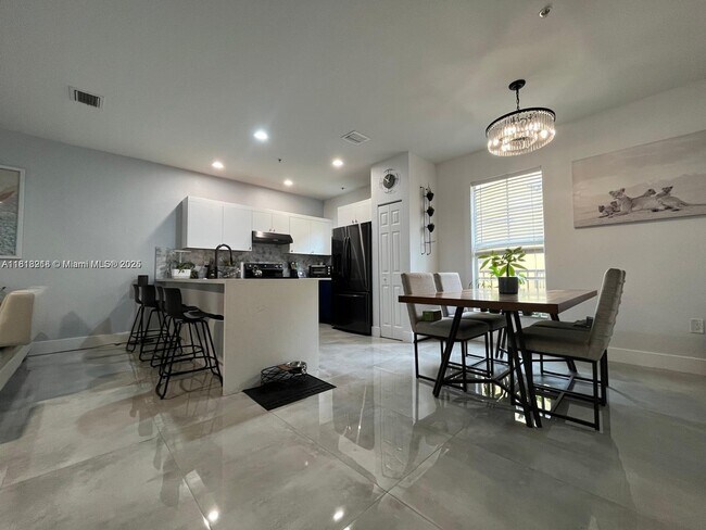 Foto del edificio - 2520 SW 14th Ave