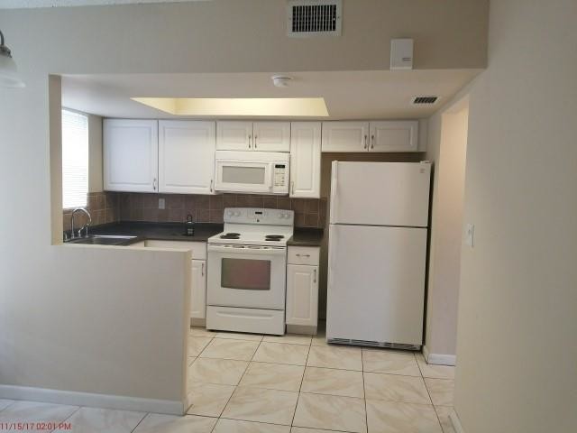 Building Photo - 1316 Seaview