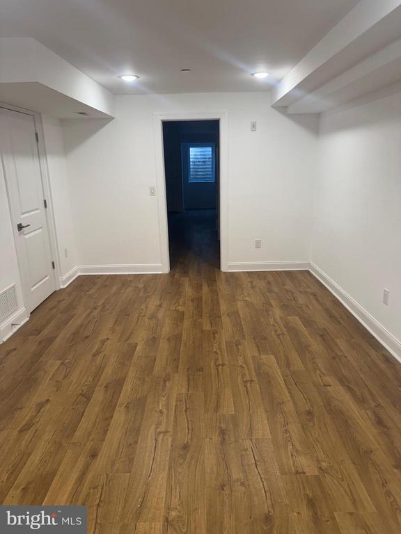 Foto del edificio - 653 N Preston St