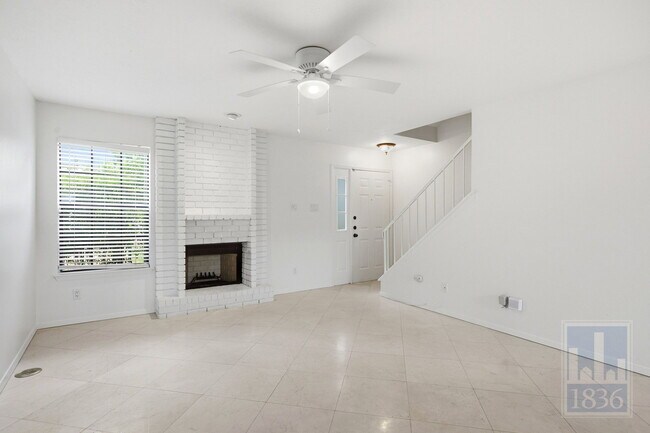 Foto del edificio - 8400 Jamestown Dr
