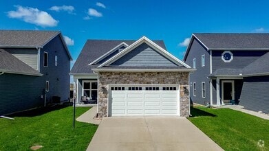 Building Photo - 3209 Palmer Dr