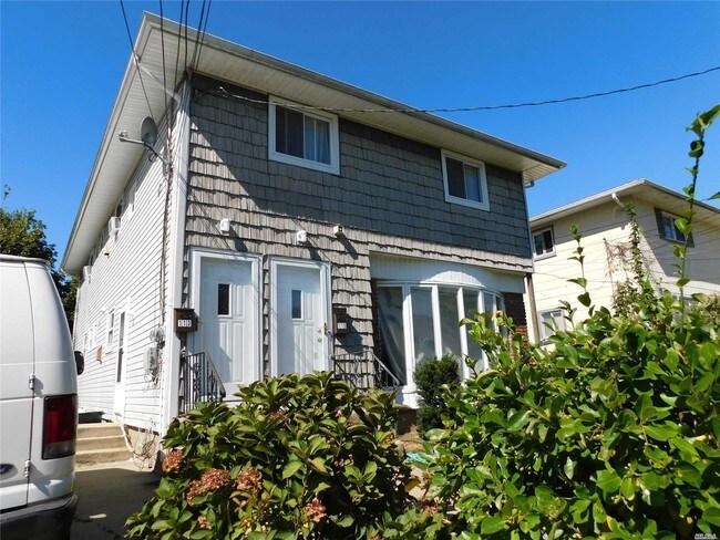 Building Photo - 115 Remsen Ave