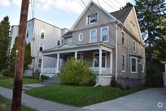 Building Photo - 73 Leroy St