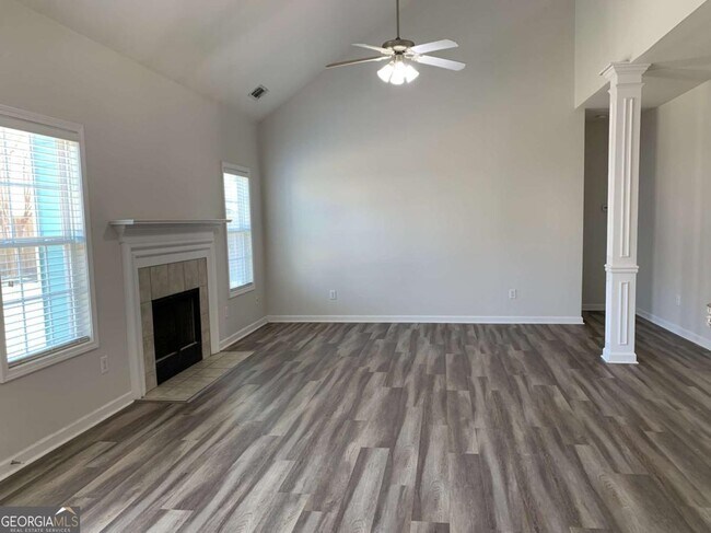 Foto del edificio - 2641 Sedgeview Ln NE