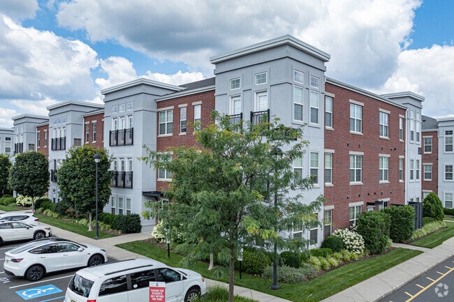 Building Photo - Station Village at Avenel