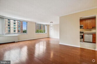 Building Photo - 11801 Rockville Pike