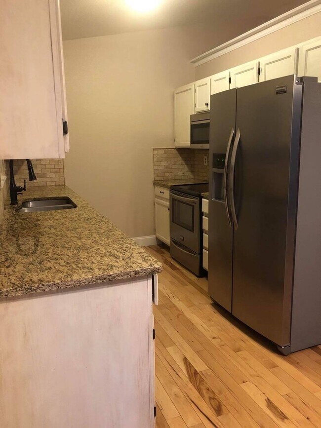 Foto del edificio - Bright 3 Bed, 2 Bath, Ranch-Style Home in South Fort Collins!